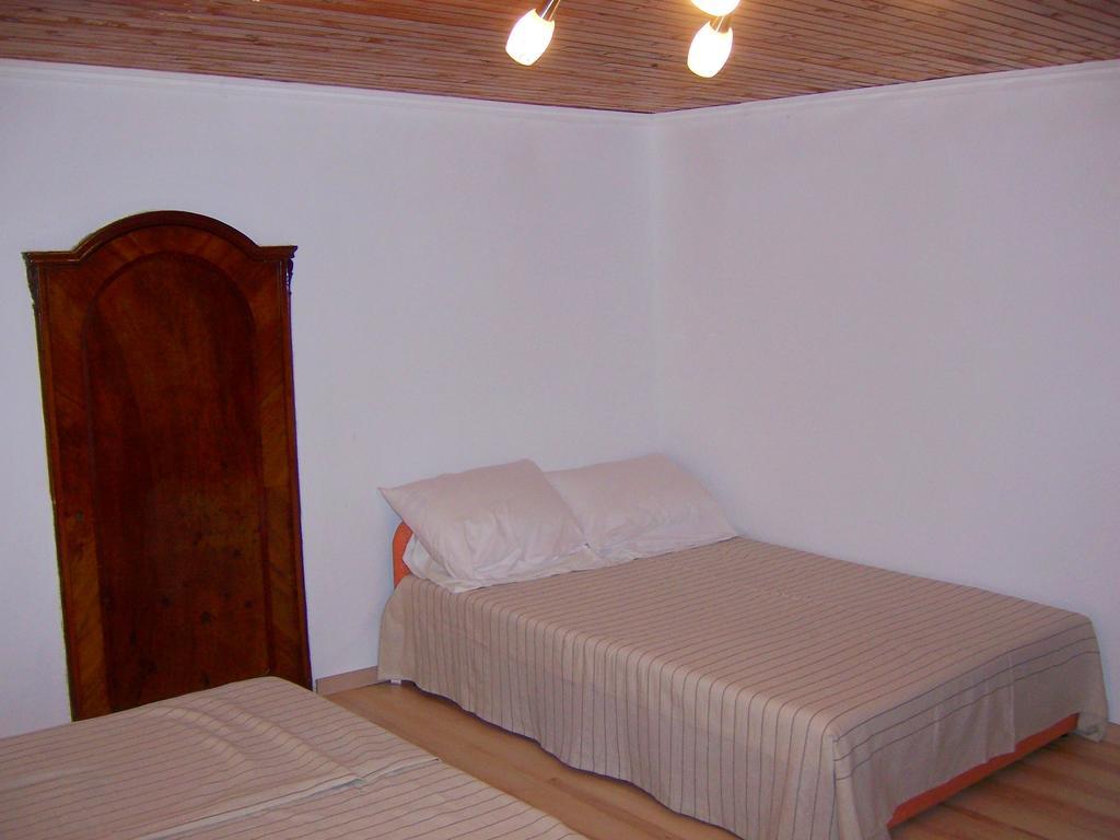 Apartment Dinka Kornić Exteriér fotografie